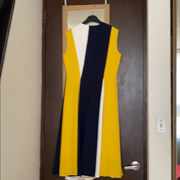 Carolina Herrera Dress NWT size 8 - Picture 3 of 8